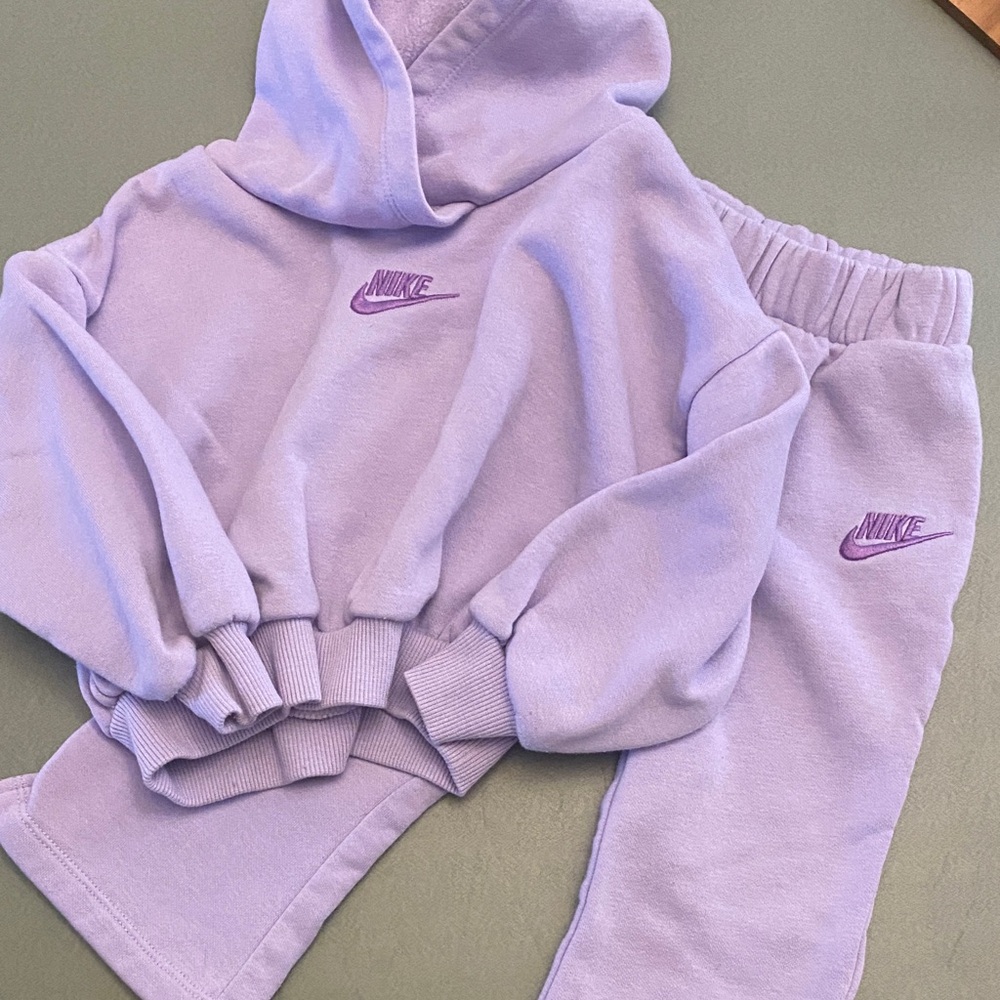 Nike Kids Light Purple Sweatpants & Hoodie Set